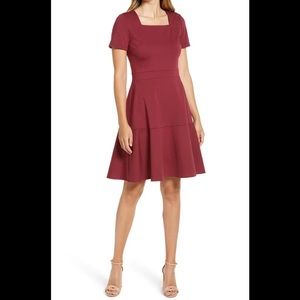 Rachel Parcell Burgundy Square Neck Dress